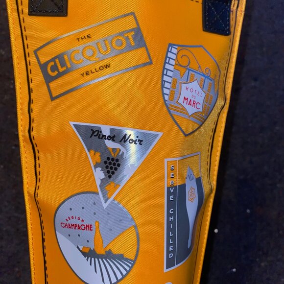 Veuve Clicquot Chiller Bag w/ Thermal Liner - MINT! - Picture 3 of 5